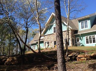101 Maplewood Ct, Seneca, SC 29672