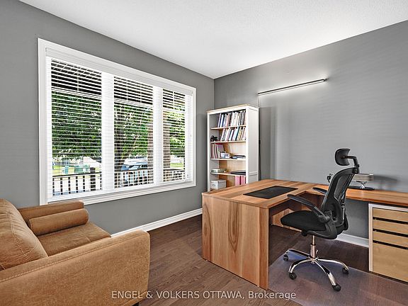 5th image of 520 Brigatine Ave