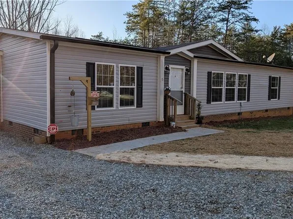 1423 Deer Trl, Reidsville, NC 27320