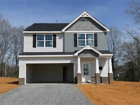 1956 Palmer Dr, Graham, NC 27253