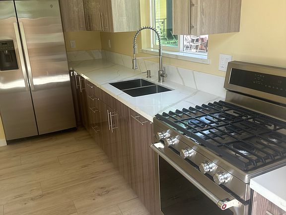 5th image of 10145 Wheatland Ave