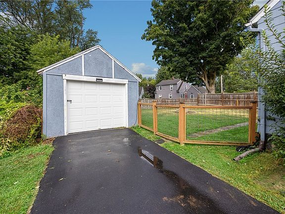 4th image of 1249 Tulip St