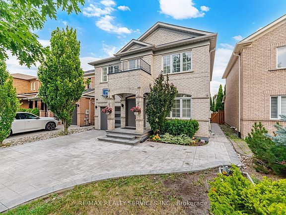 3rd image of 45 Skylark Dr