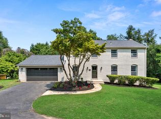 941 Kimberwicke Rd, Mc Lean, VA 22102