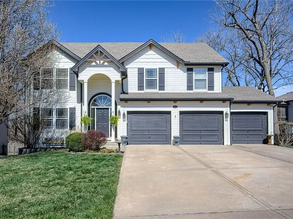 8316 NE 104th Ter, Kansas City, MO 64157