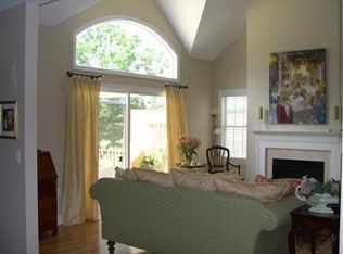 26 Turnberry Rd #26, Buzzards Bay, MA 02532