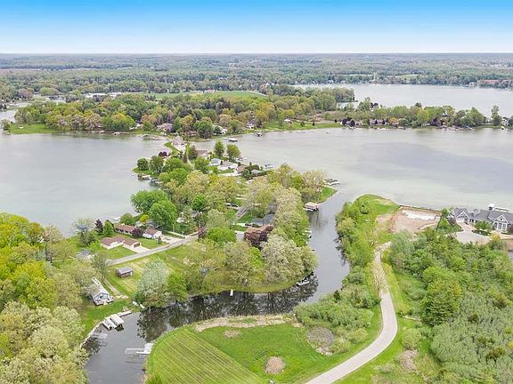 4th image of 531 Skyline Dr