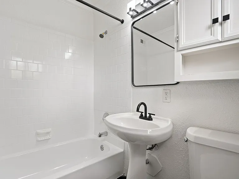 1507 California St — Photo 23