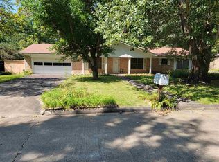 17 Tamar Dr, Texarkana, TX 75503