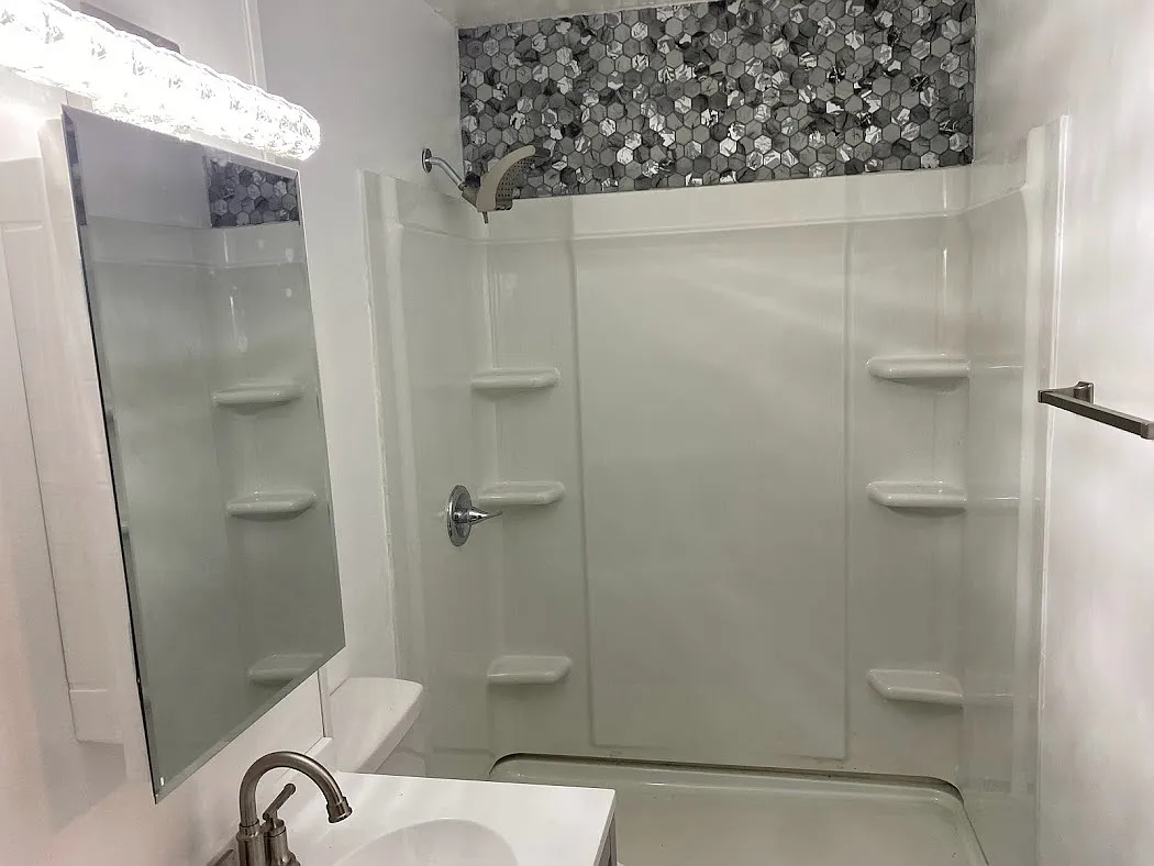 308 Kenbrook Drive - E — Photo 1