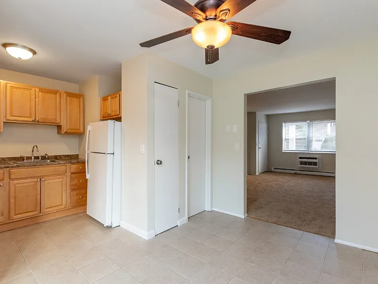 101 Maple Tree Ave — Photo 6