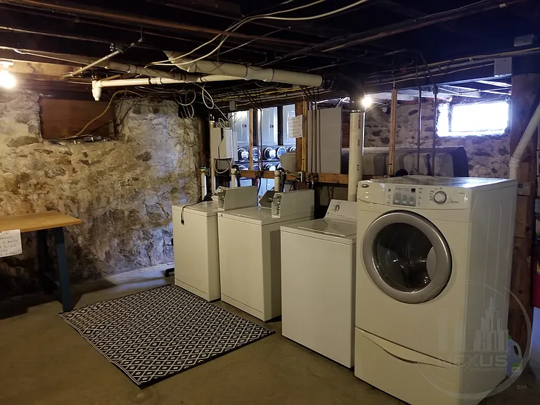  59 Sweet Ave 2ndFlr 2B/1B Spacious Hardwoods FreshPaint PetOK Laundry — Photo 25