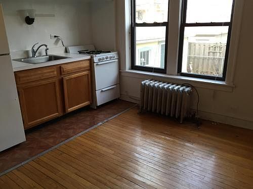 1st image of 1948 W Wilson Ave APT 3T