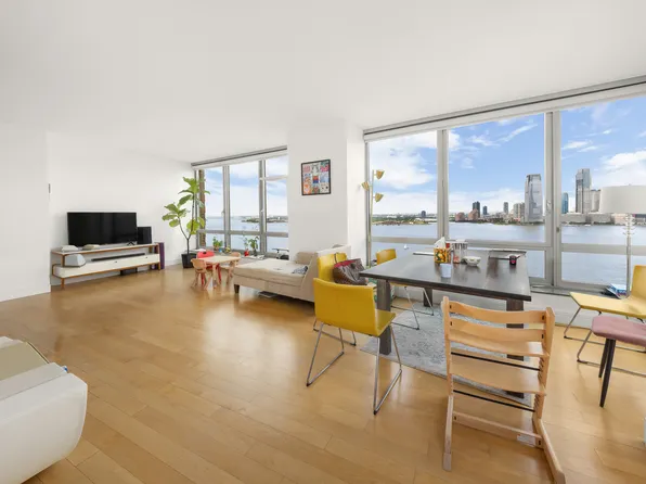 30 West Street image 3 of 11