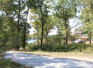 26 Blue Lake Dr, Protem, MO 65733