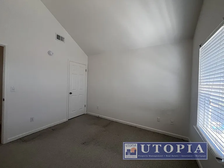 313 Village Cir — Photo 16