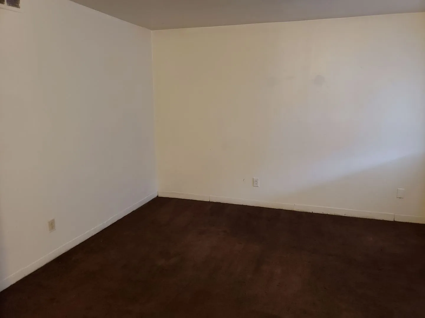Emerling Apartments — Photo 4