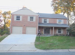 6008 Highboro Dr, Bethesda, MD 20817