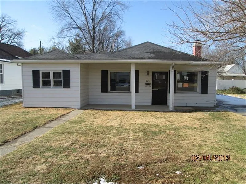 825 Hale Ave photo 1