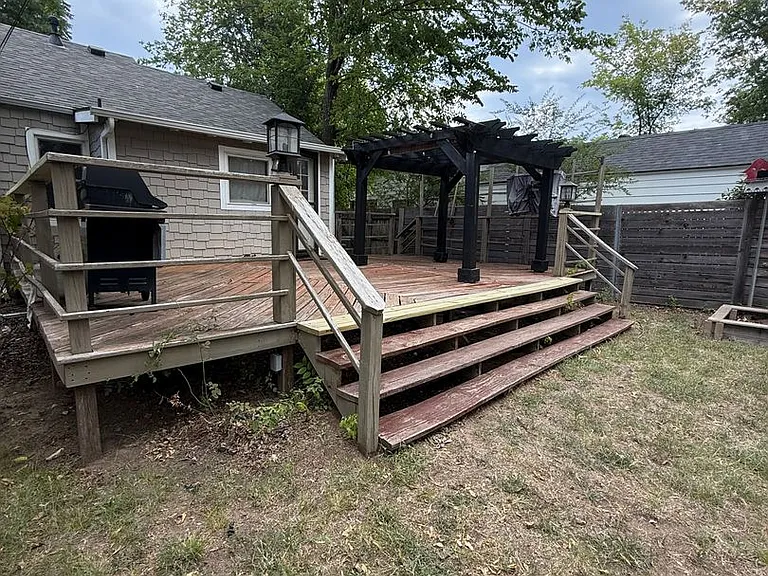 514 Dakota St — Photo 13