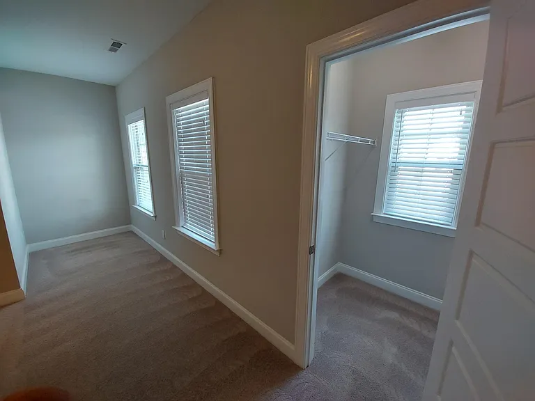 205 Hensley Oak Way — Photo 26