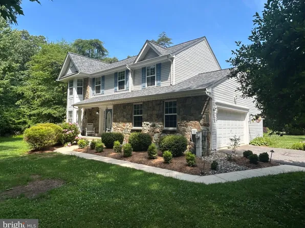 1582 Snug Harbor Rd, Shady Side, MD 20764