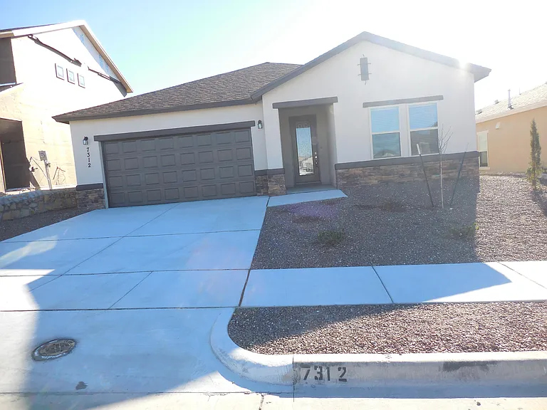 7312 Glacier Dr — Photo 1