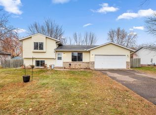812 Cedar St SW, Isanti, MN 55040