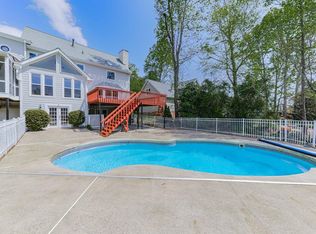 140 N Lakeside Dr NW, Kennesaw, GA 30144