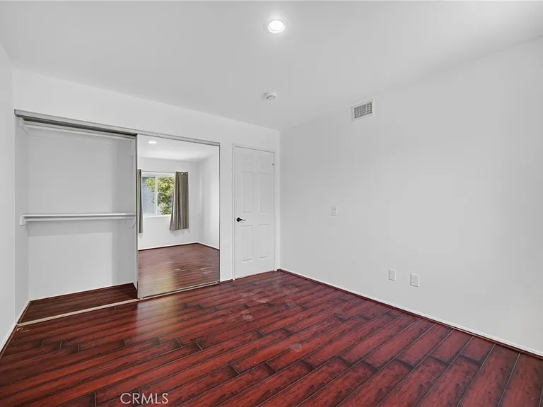 20454 Elkwood St — Photo 39