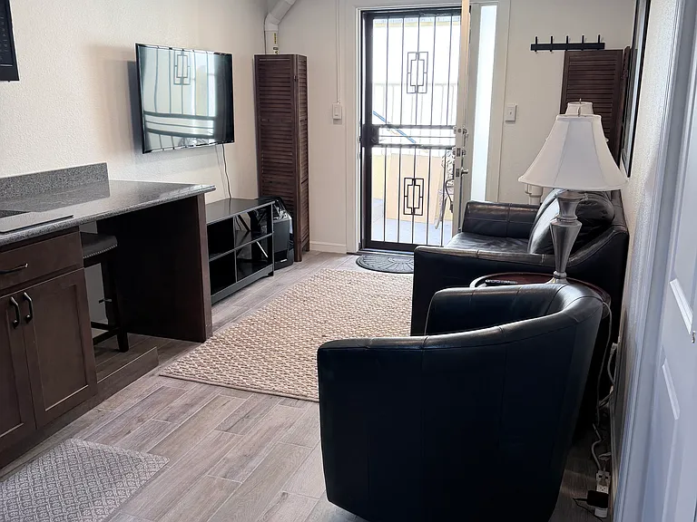 5065 Escapardo Way #1 — Photo 4