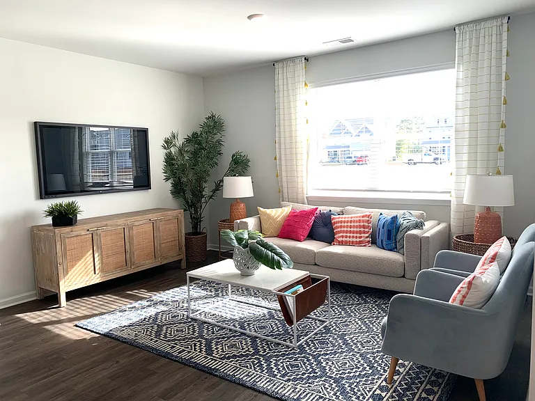608 Airlie Vista Ln — Photo 10