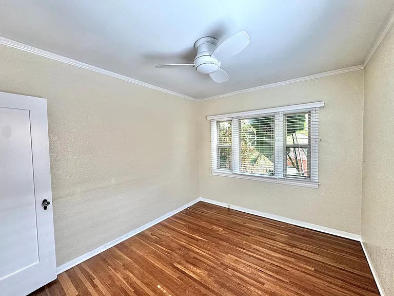 4480 Oregon St — Photo 17