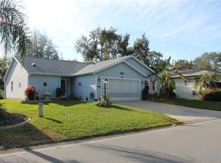 32537 Oak Park Dr, Leesburg, FL 34748