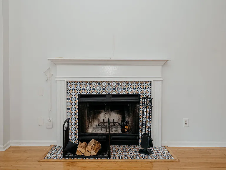 218 Lytham Ct — Photo 5