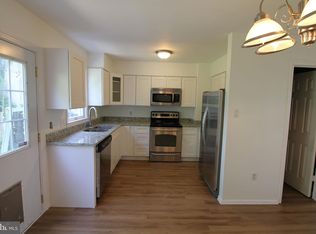 410 Clifford Ave, Alexandria, VA 22305