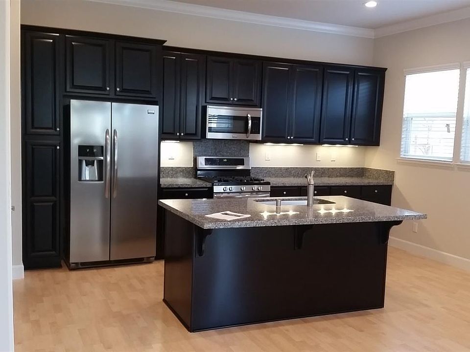 1st image of 8653 Mahonia Dr