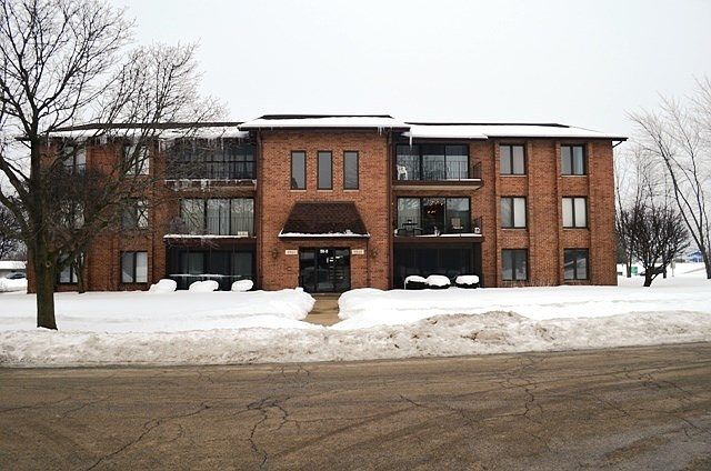 1st image of 9949 Treetop Dr APT 3305