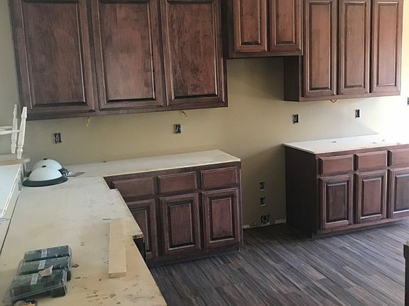 5th image of 2416 Avenue C