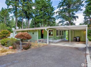 940 Yoder Ln NE, Bremerton, WA 98311