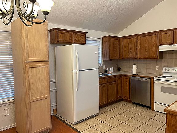 5th image of 3513 Liberty Dr