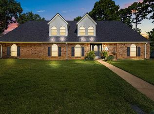 204 Ramblewood Ct, Longview, TX 75605