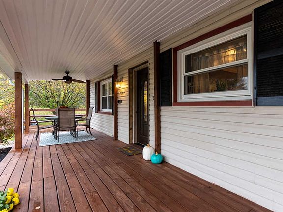 3rd image of 7142 Dundee Ct