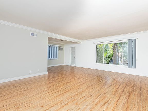 2nd image of 10554 National Blvd APT 8