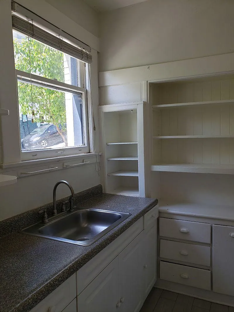 Studio, 310 sqft, $2,695 — Photo 3