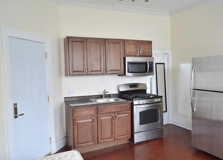 321 Westcott St #3 — Photo 3