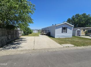4005 19th St N #411, Bismarck, ND 58503
