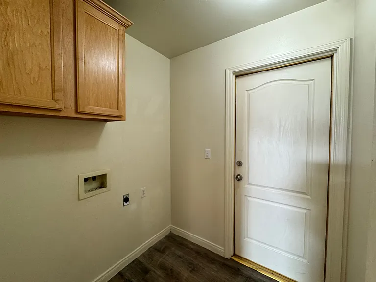 9109 Chattaroy St — Photo 11