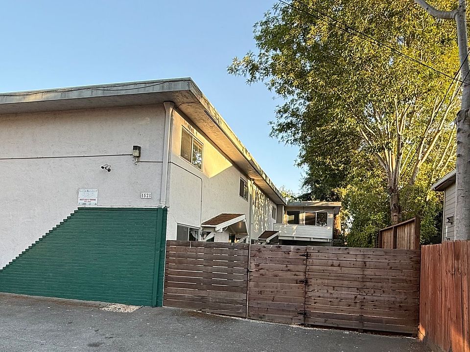 Building Photo 3