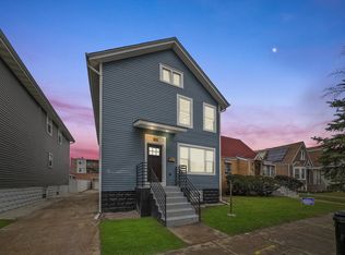 5102 W Eddy St, Chicago, IL 60641